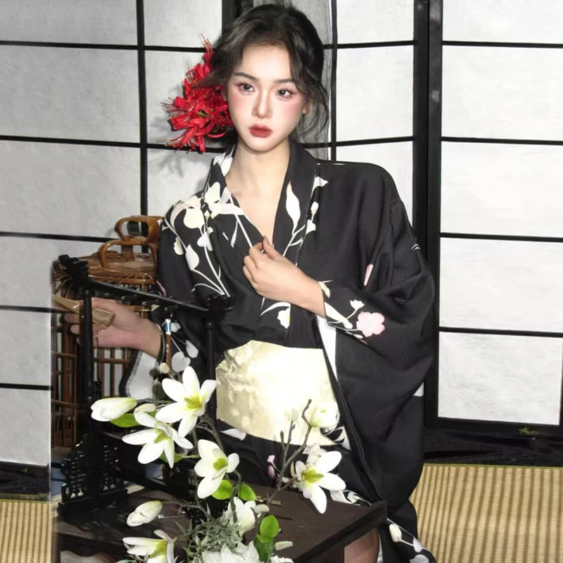Kimono Jepang Hitam Pakaian Bu - Asian Cosplay Anime ulasan dan harga