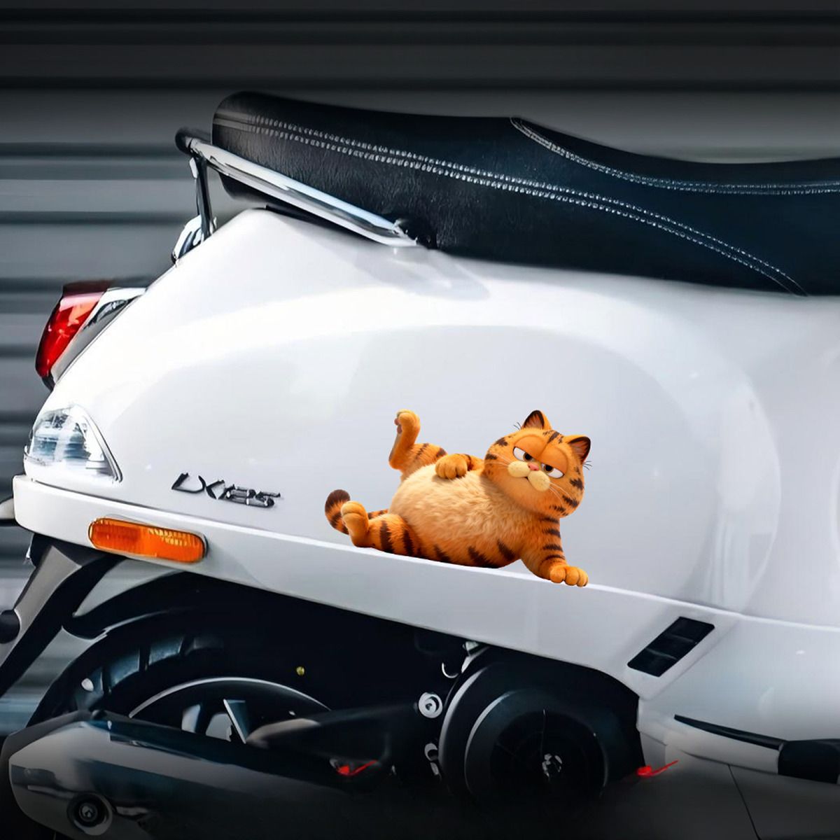 Stiker Vinyl Kartun Garfield L - Anime Cosplay And Costumes ulasan dan harga